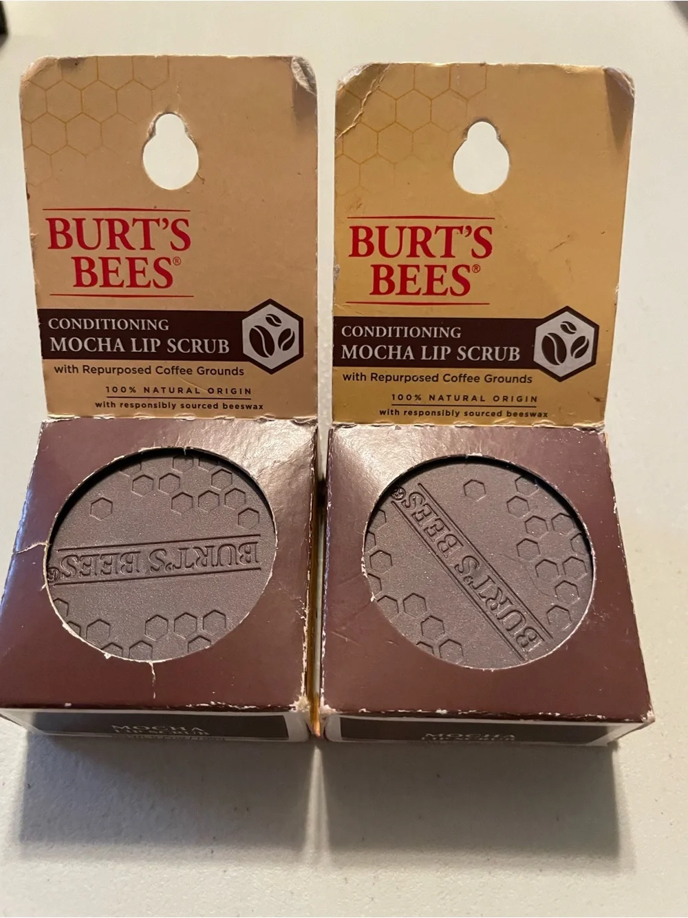Burt's Bees Mocha Lip Scrub - Brown & Cream Packaging